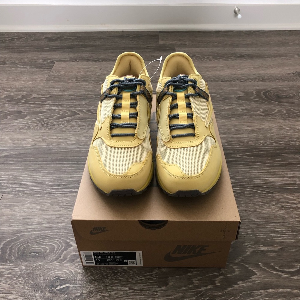 Nike Air Max 1 x Cactus Jack “Saturn Gold”